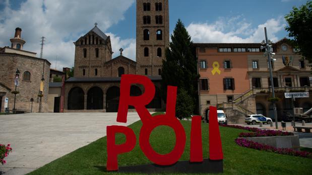 Ripoll: el pueblo de los terroristas que se afana en pasar página