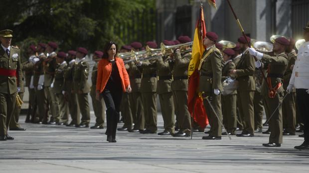 Cinco militares en la reserva, bajo investigación por exaltar a Franco