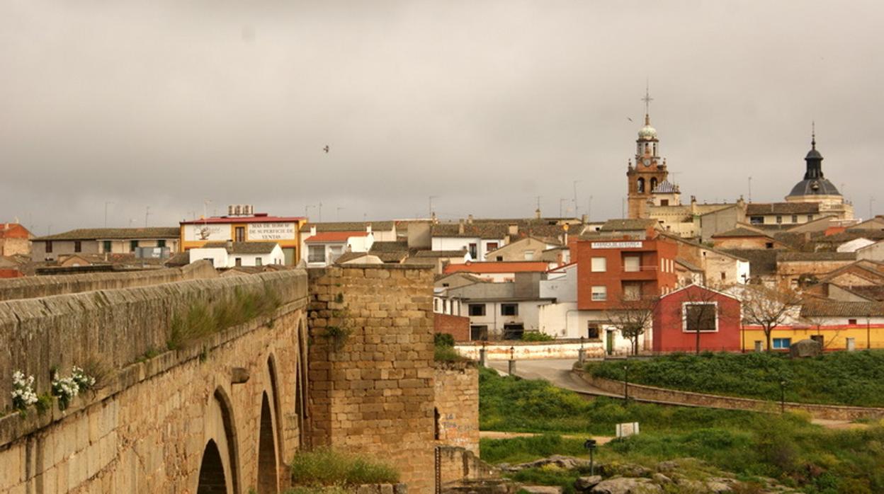 Vista panorámica de El Puente del Arzobispo