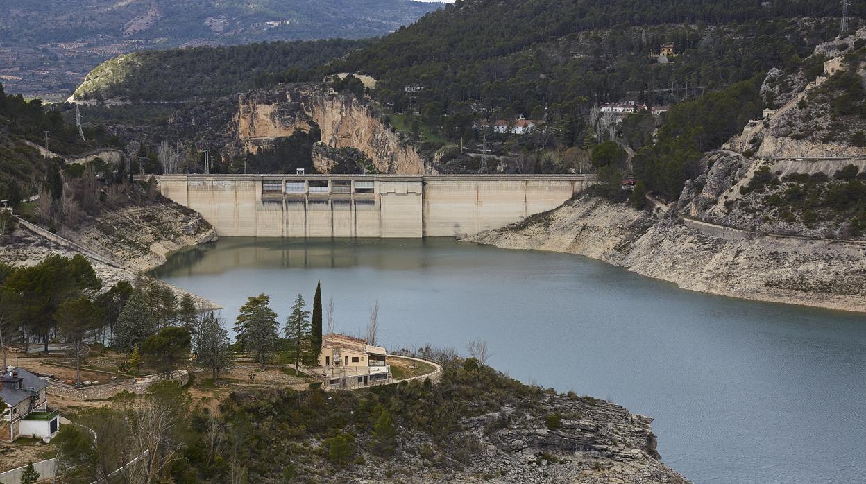 Situación del embalse de Entrepeñas el pasado marzo