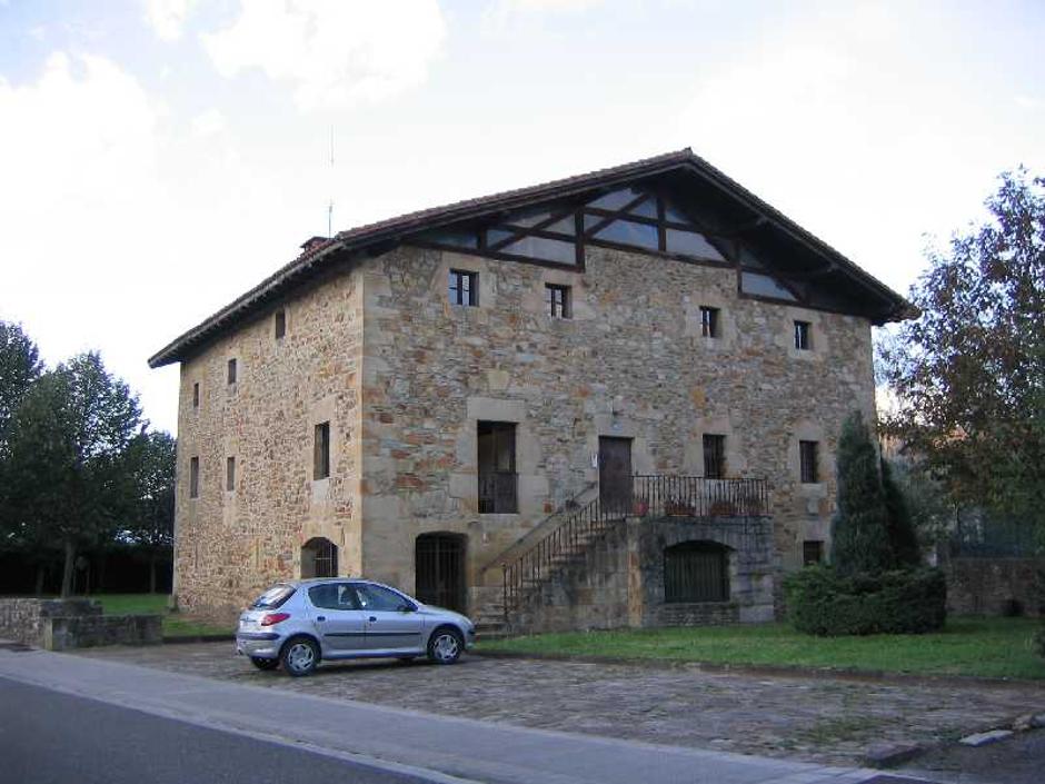 Casa de Juntas de Astola