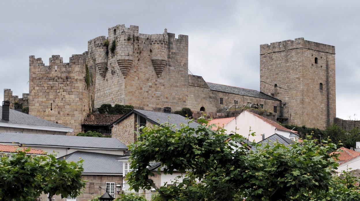 Castillo de Castro Caldelas