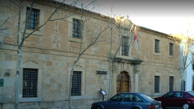 Detenidas tres personas por robo con fuerza en Villafranca de los Caballeros