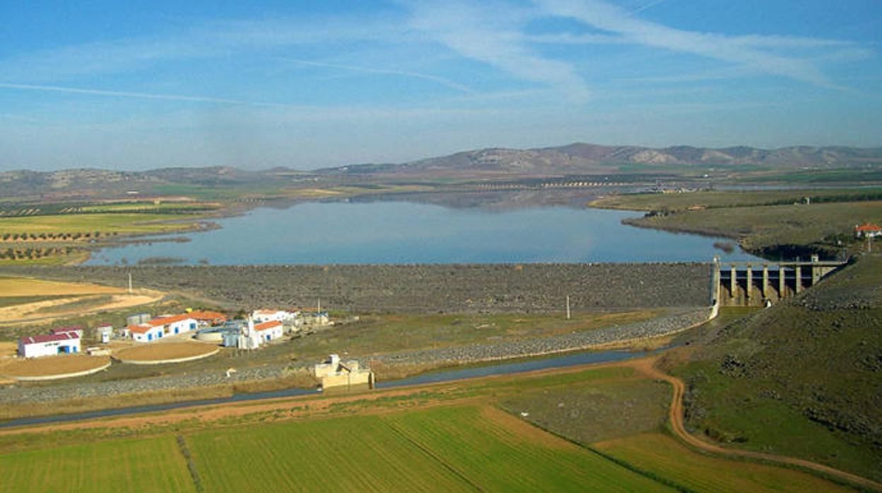 Embalse cercano a la localidad ciudadrealeña de Bolaños de Calatrava