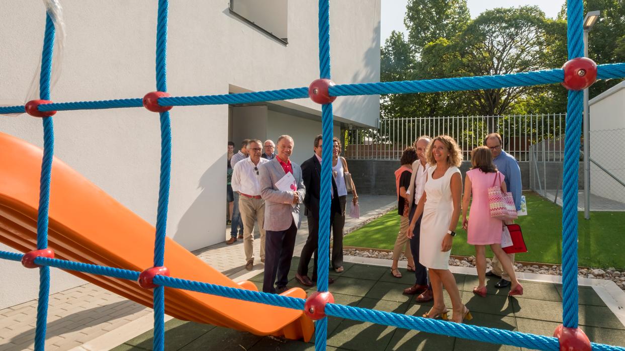 La consejera de Familia durante la visita de las obras del nuevo Centro de valoración y atención a personas con discapacidad en Valladolid