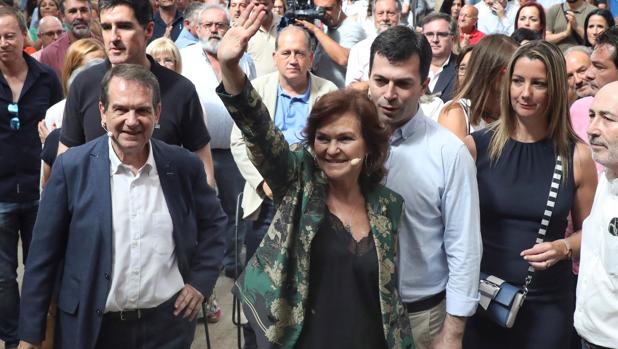 Calvo llama a «arrimar el hombro» para que «vuelva la política» a Cataluña