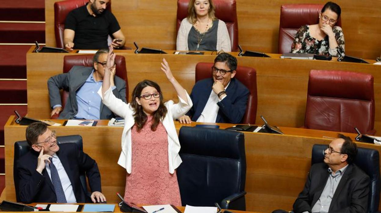 Oltra durante una intervención reciente en las Cortes Valencianas