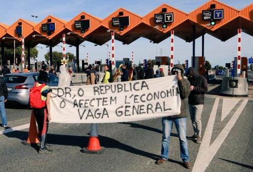 Manifestación de los CDR en los peajes