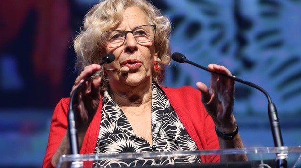 La nueva ocurrencia de Carmena: paliar la despoblación con asentamientos de migrantes