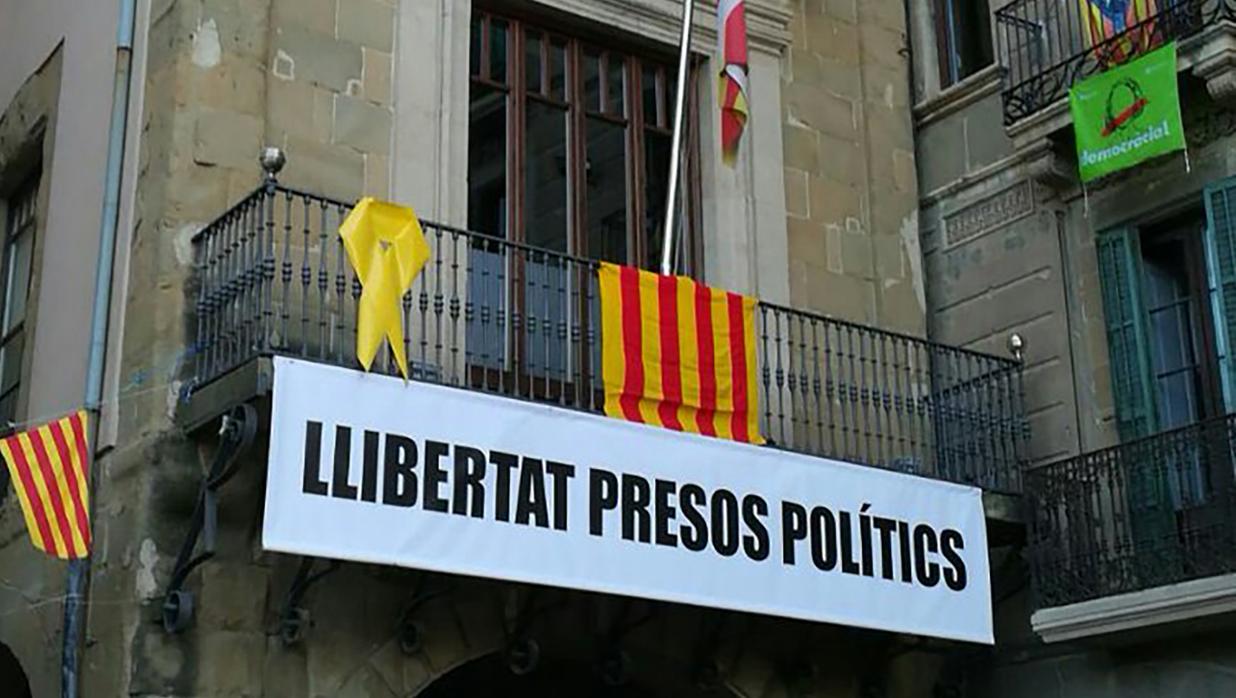 Balcón del Ayunatmiento de Vic, desde donde se han emitido las proclamas independentistas