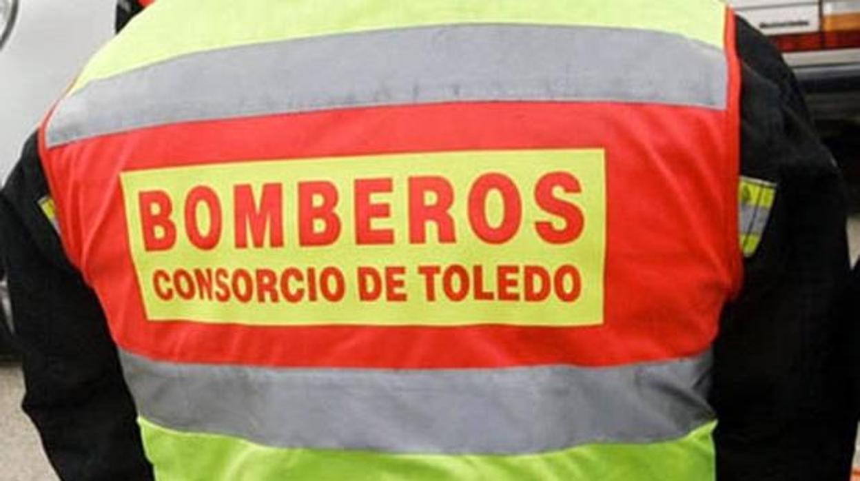 Un efectivo de los bomberos del Consorcio de Toledo