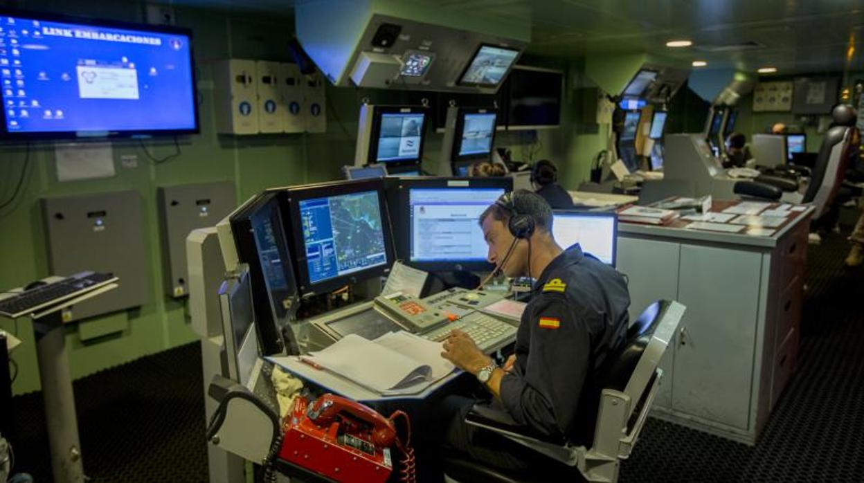 Interior del barco LHD Juan Carlos I perteneciente a la flota de la OTAN