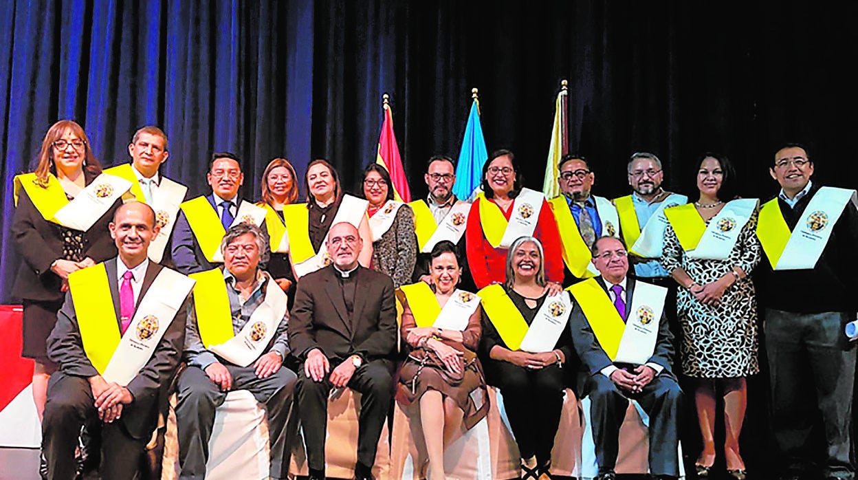 Estudiantes guatemaltecos que han seguido este Programa de Doctorado de la Pontifica de Salamanca