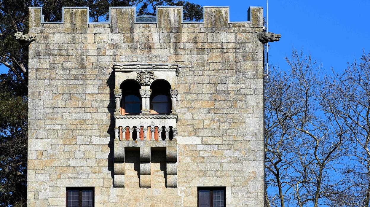 Una de las torres del Pazo de Meirás