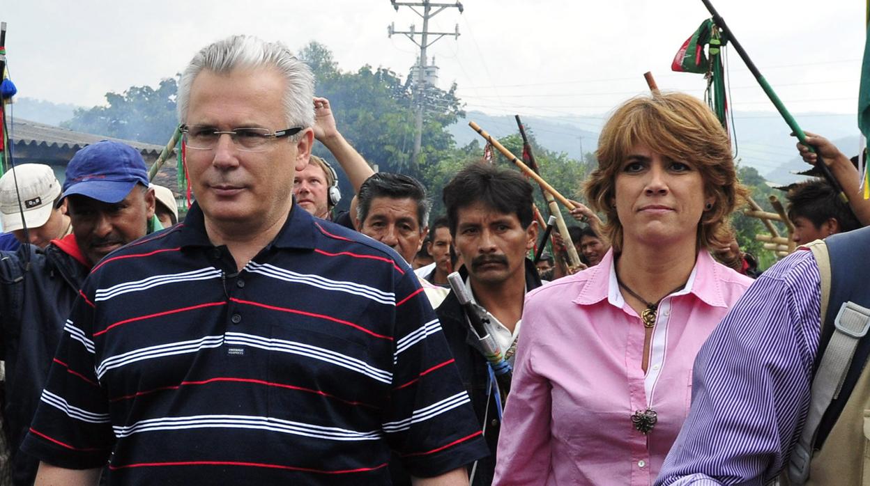 Baltasar Garzón junto a Dolores Delgado en una imagen de archivo