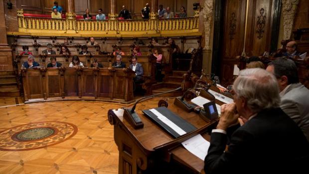 Barcelona aprueba que el 30% de los nuevos pisos sean públicos