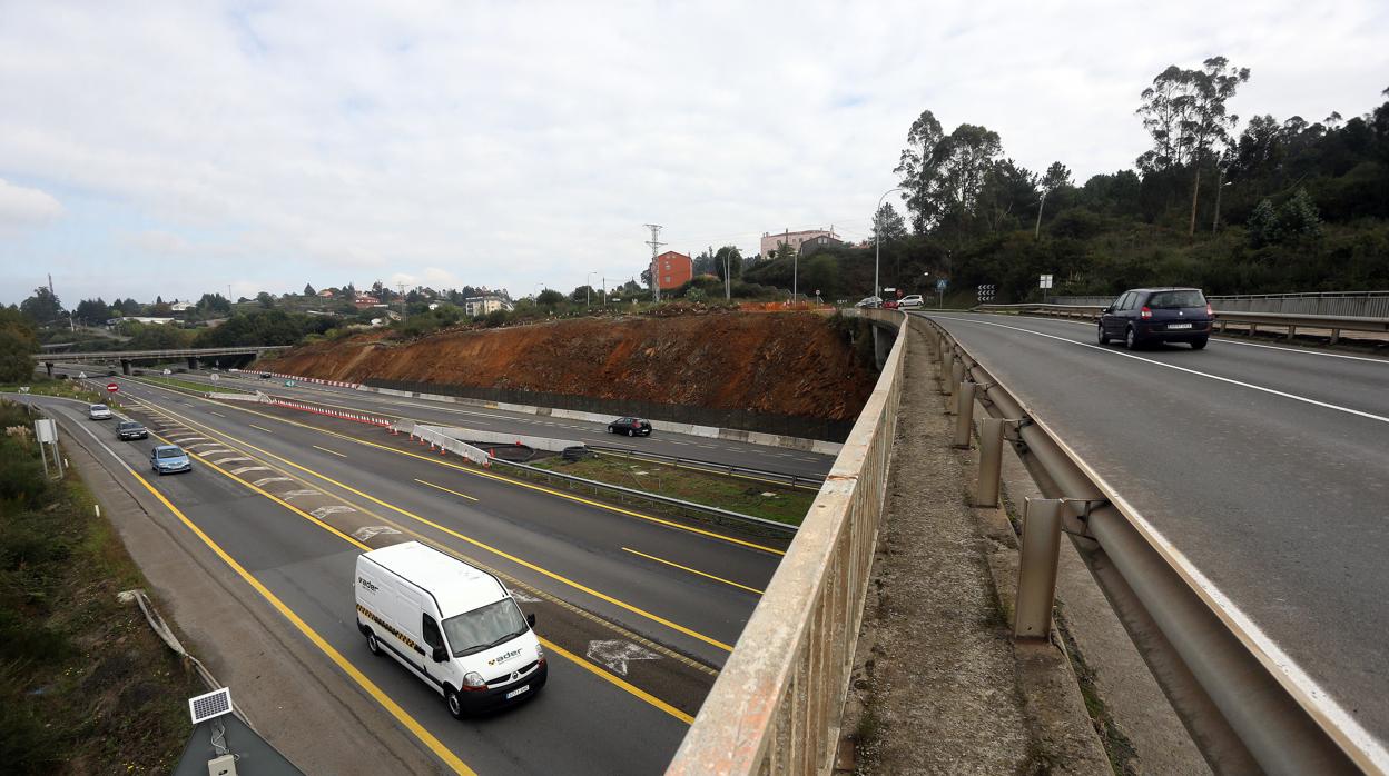 La Autopista del Atlántico (AP-9), a su paso por Santiago