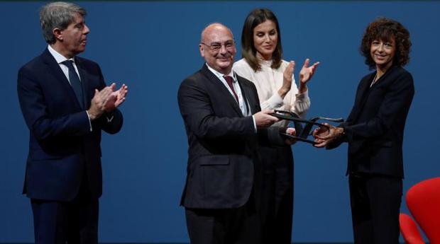 El alicantino Martínez Mojica aspira este lunes al Premio Nobel en dos categorías