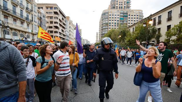 Grupos de izquierdas convocan una marcha «antifascista» en Valencia para el 9 d'Octubre