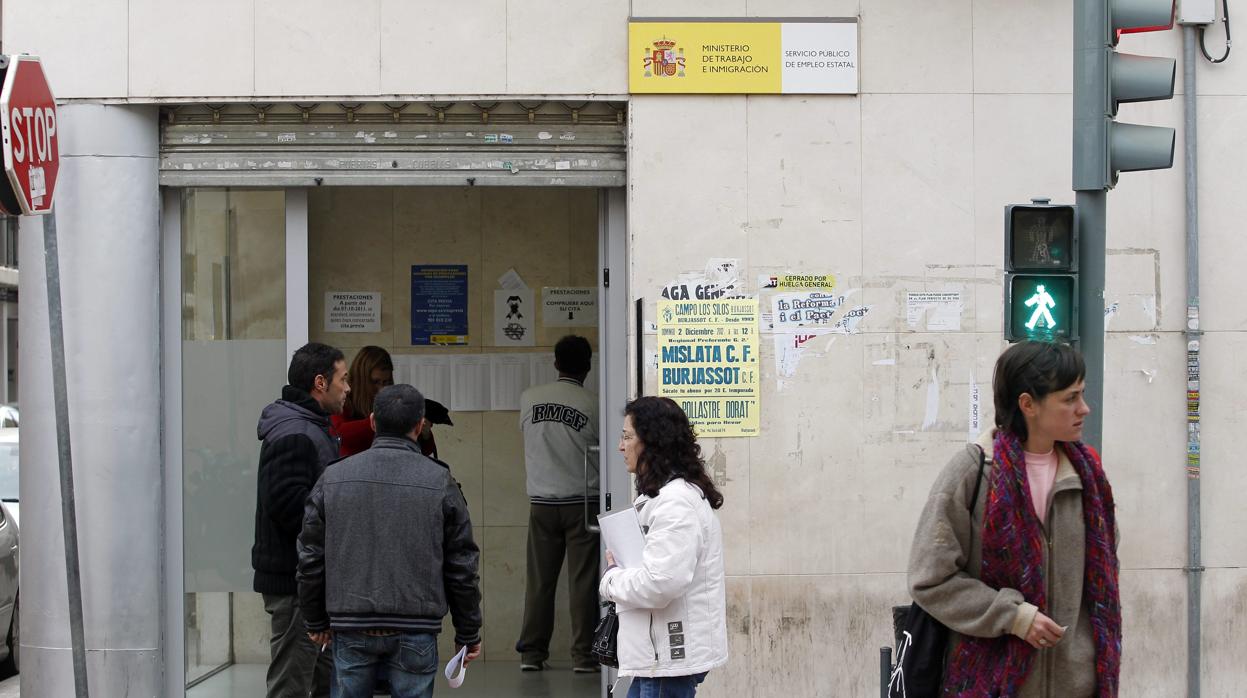 Imagen de archivo de la oficina del paro en Valencia