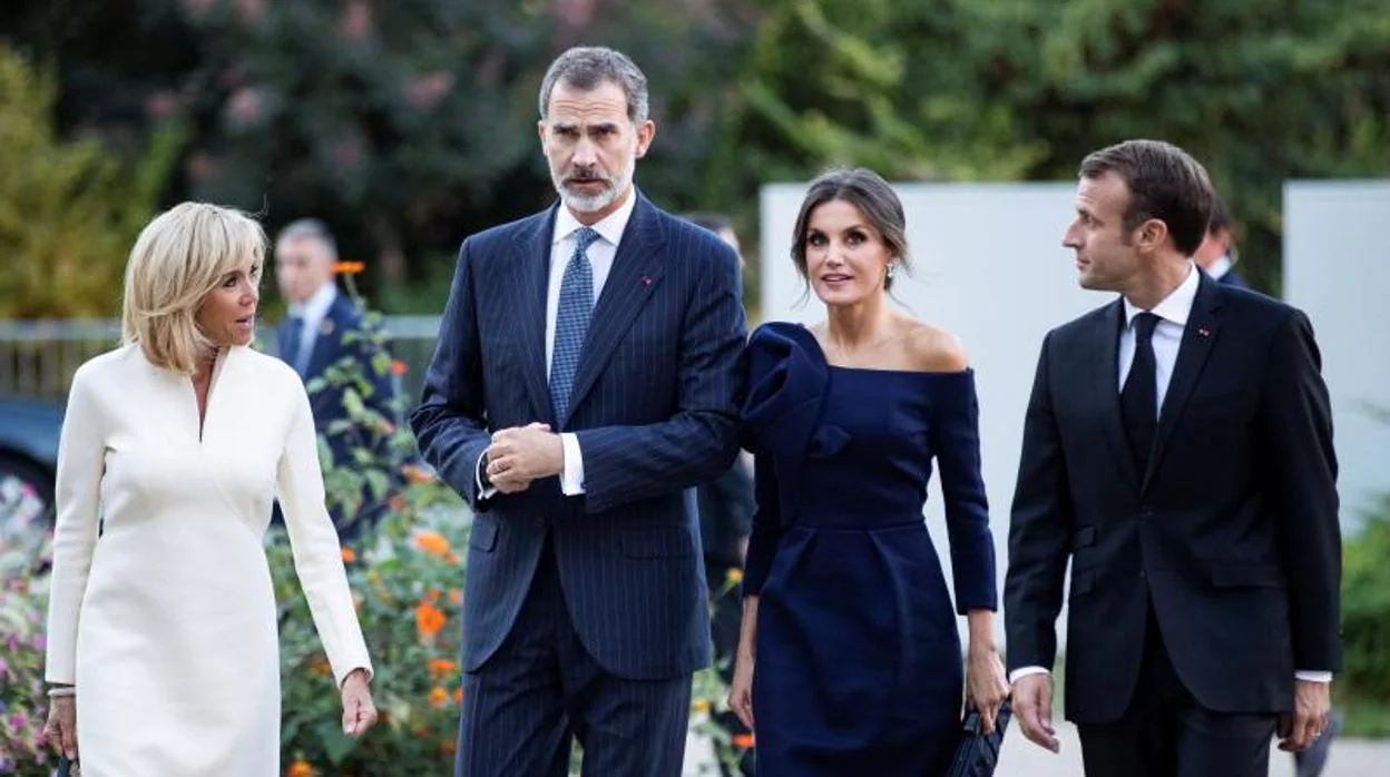 Los Reyes con Macron y su mujer, Brigitte