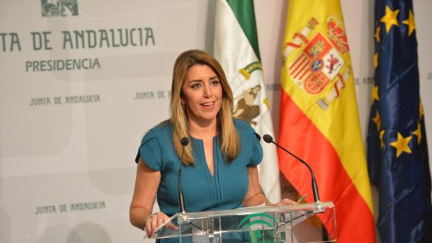 Díaz firma el decreto de convocatoria de elecciones para el 2 de diciembre