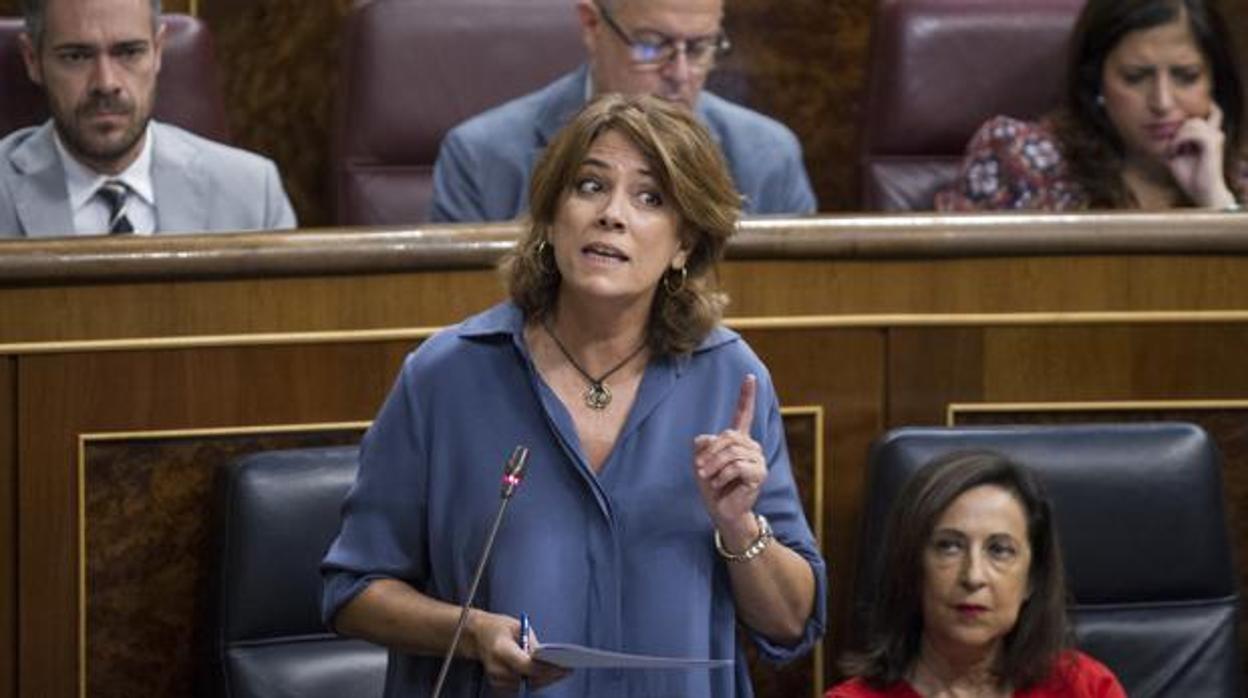 La ministra de Justicia, Dolores Delgado, en el Congreso de los Diputados