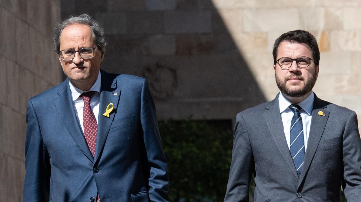 Quim Torra y el vicepresident, Pere Aragones, tras la reunión que mantuvieron en el Palau la semana pasada