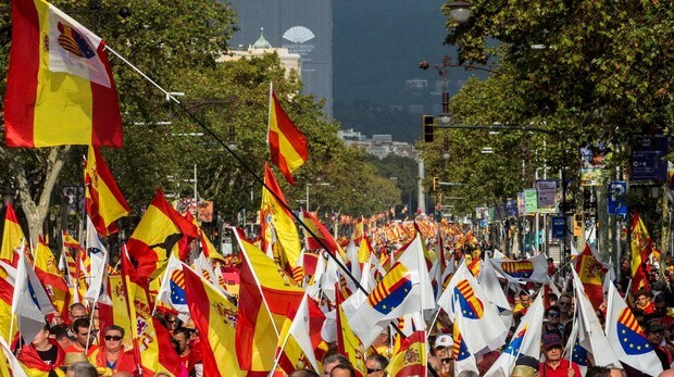 Barcelona alza su voz por el Rey y la unidad de España