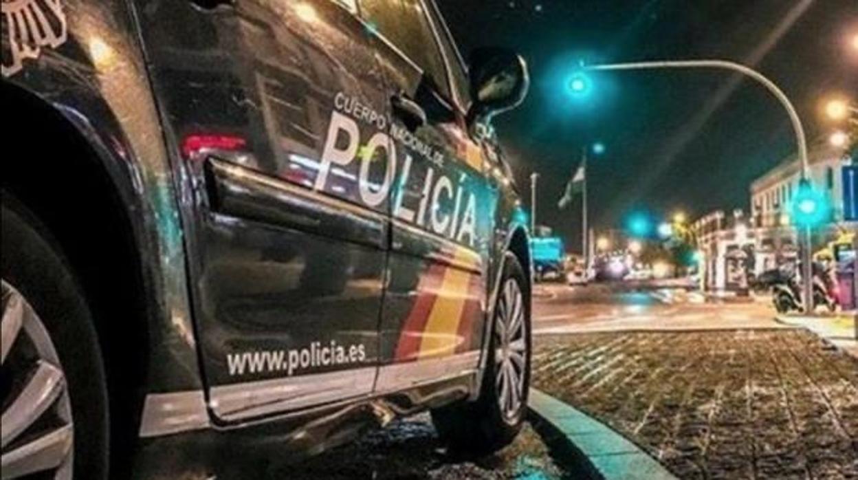 Patrulla nocturna de la Policía Nacional