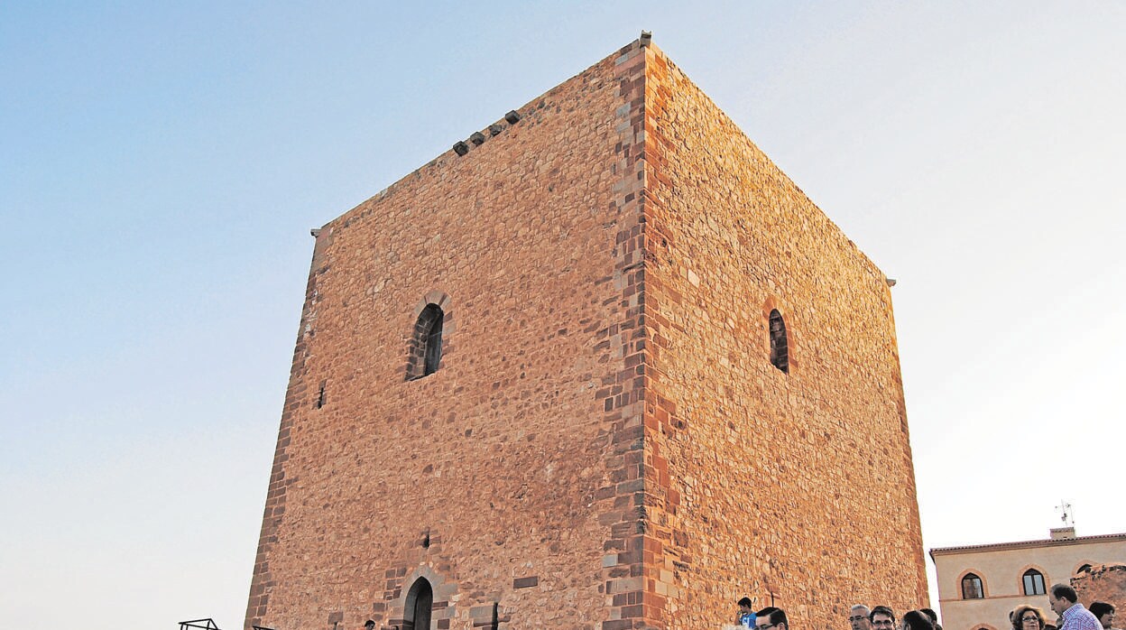La torre del castillo ofrece una de las mejores vistas de la localidad