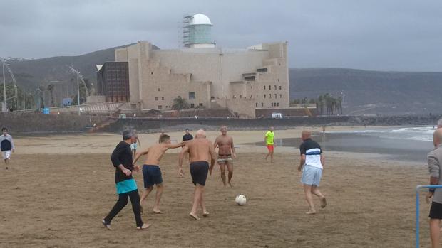 Cano Falcón y el fútbol clásico canario que se juega los domingos en Las Canteras