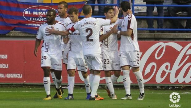 1-2. El Albacete sorprende al Extremadura y se sitúa en la zona de ascenso