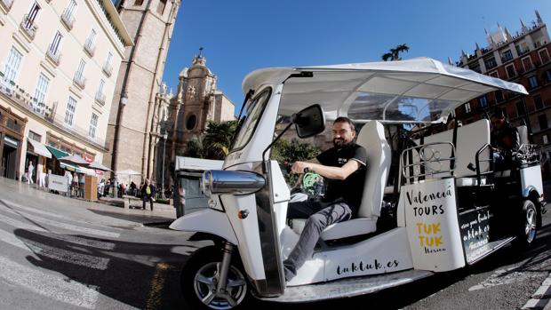 Los tuk tuk llegan a Valencia: recorrer el centro al estilo del Sudeste Asiático