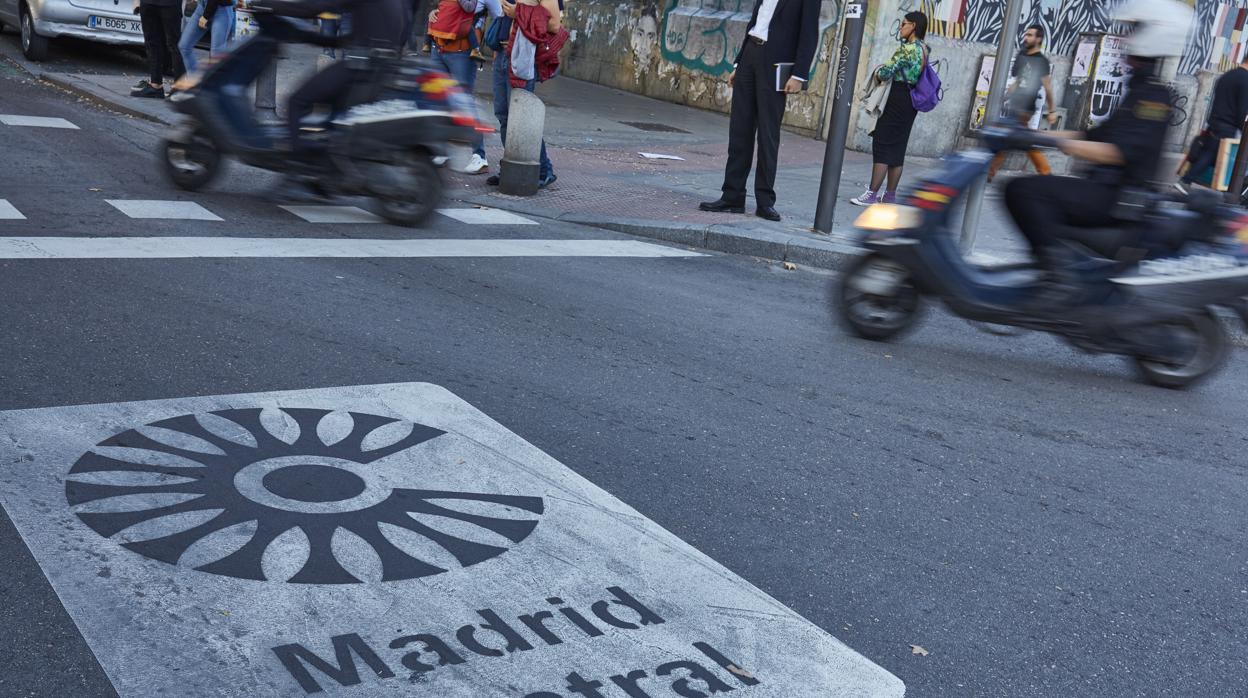 Señalización de Madrid Central en las calles del centro de la capital