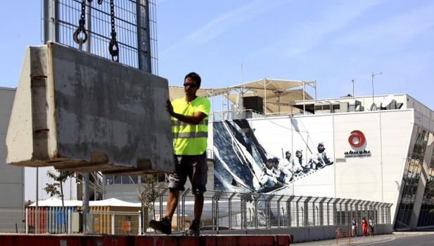 El salario medio de cada valenciano está 200 euros por debajo de la media española