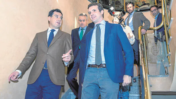 Casado pone a toda la dirección del PP a hacer campaña electoral en Andalucía