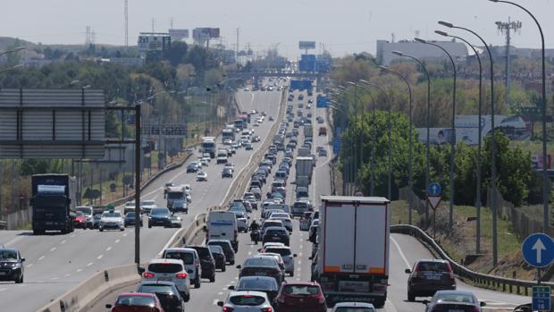 La contaminación de Madrid y Oporto, el tráfico y la industria enturbian el aire de Castilla y León