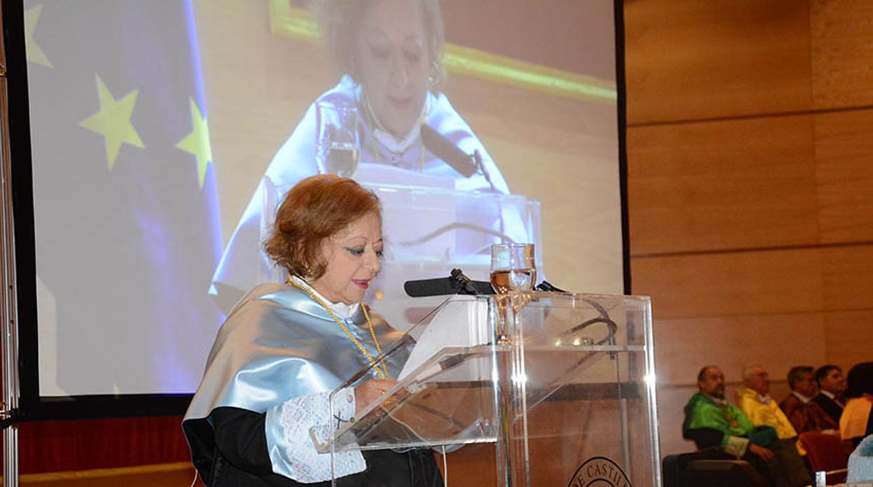 Cristina García Rodero, investida «Honoris Causa» por la UCLM