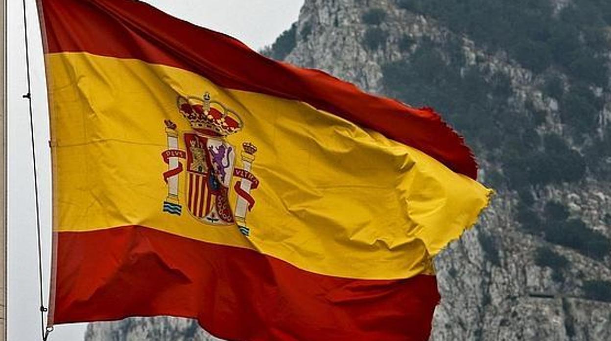 Exteriores dice ahora que abordará la soberanía de Gibraltar