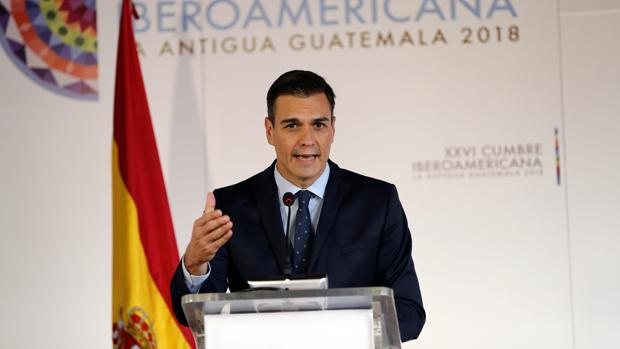 Sánchez insunúa que no presentará los Presupuestos sin apoyos