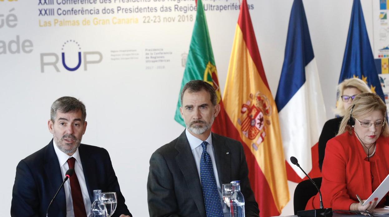 Fernando Clavijo, el Rey Felipe VI y la eurocomisaria Corina Cretu en la capital grancanaria