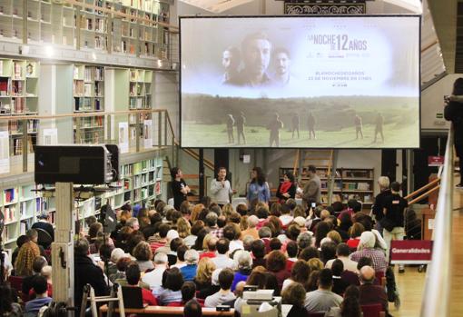 Los actores y los productores del filme que se estrenó en el marco del festival Cibra