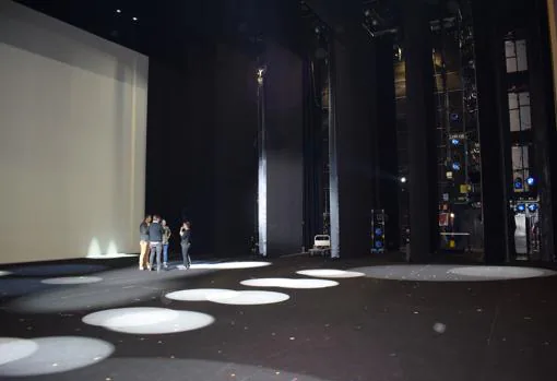 Imagen del escenario en los momentos previos de un ensayo