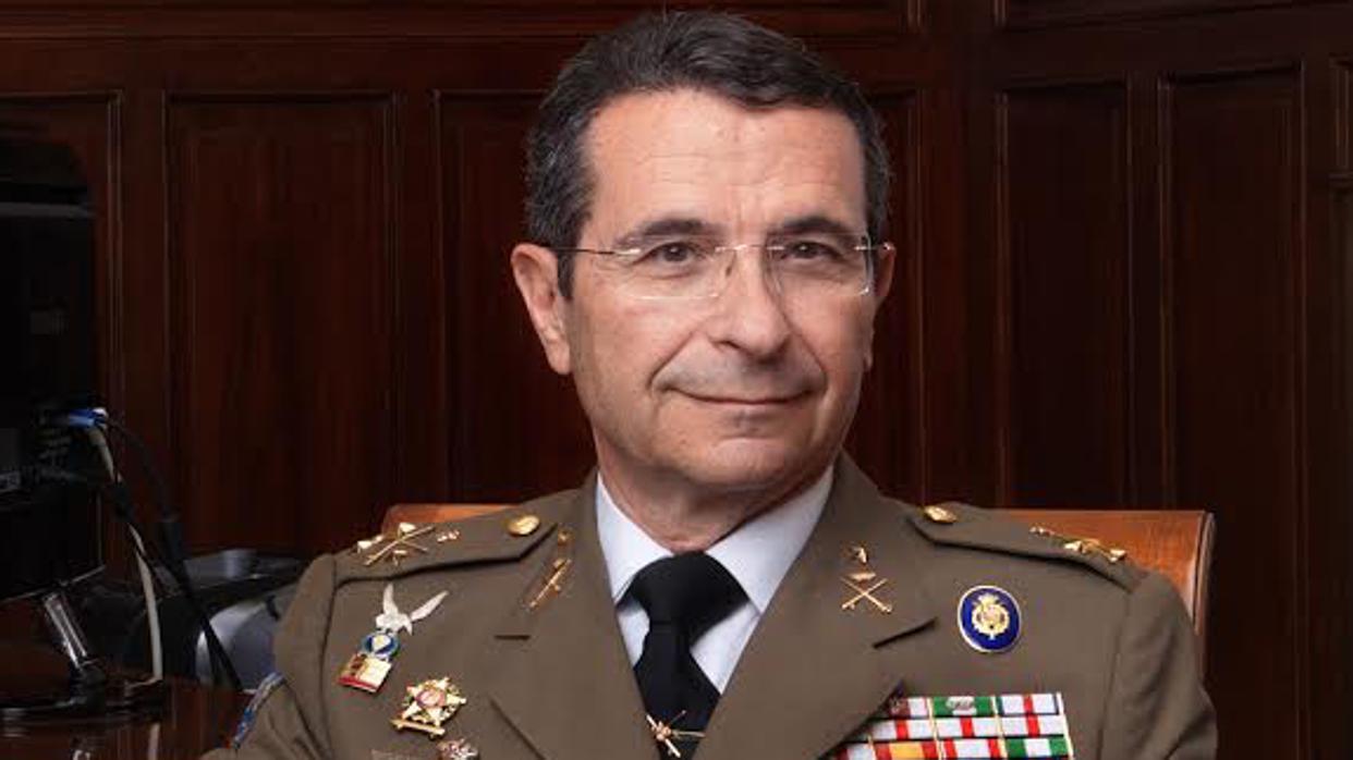 César Muro Benayas