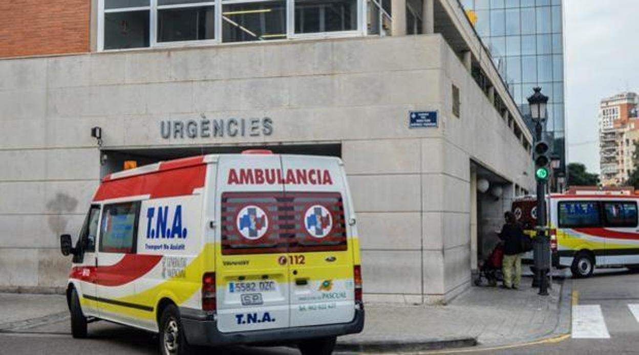 Acceso a Urgencias del Hospital Clínico de Valencia