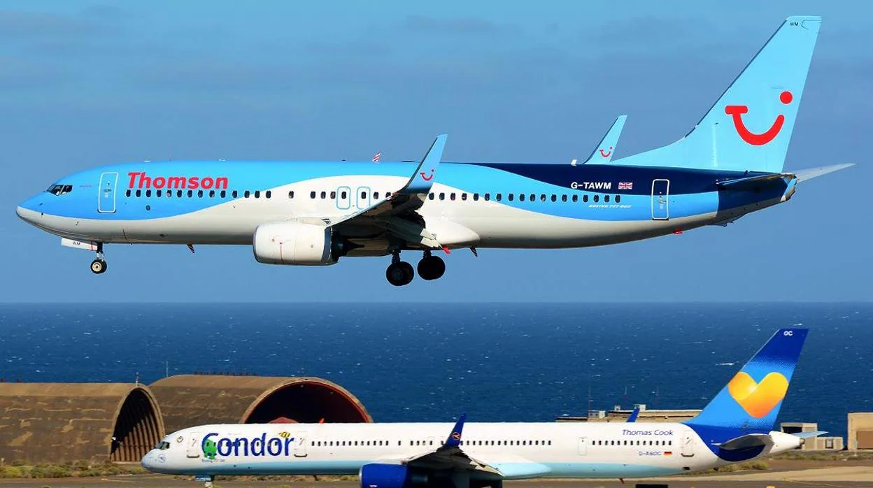 Aviones de Thomas Cook y TUI en el Aeropuerto de Gran Canaria