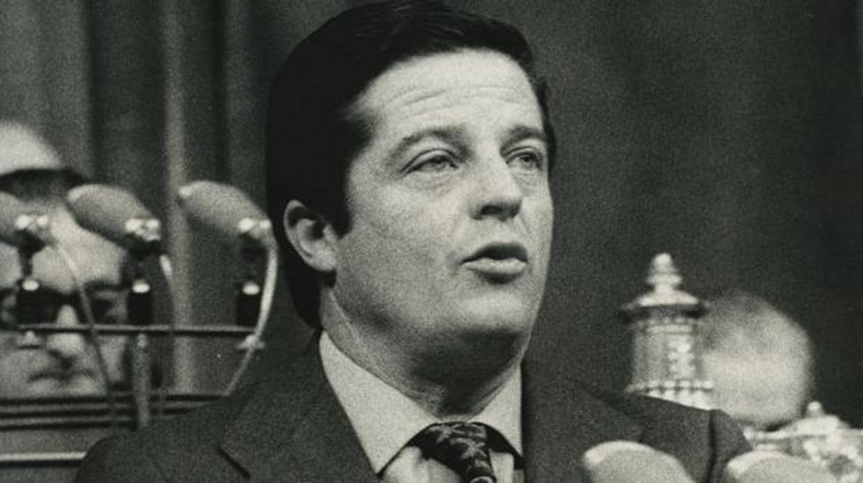 Primo de Rivera defiende la Ley para la Reforma Política en noviembre de 1976