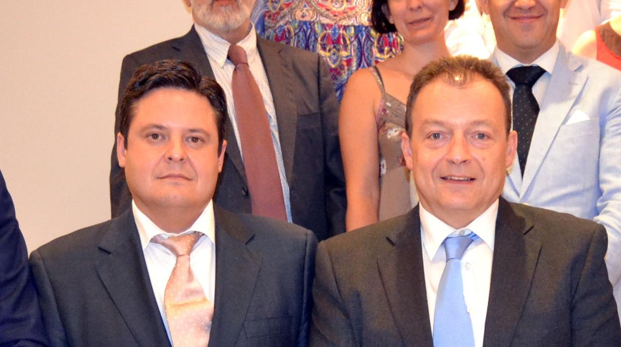 José Javier Martínez, nuevo presidente del Cofcam, junto a Ignacio José Romeo