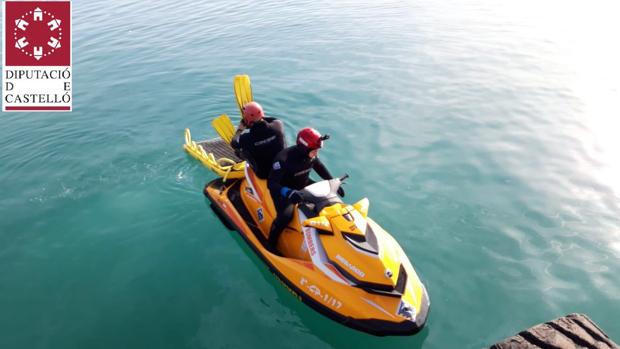 Hallan el cadáver de un hombre flotando en el puerto de Burriana